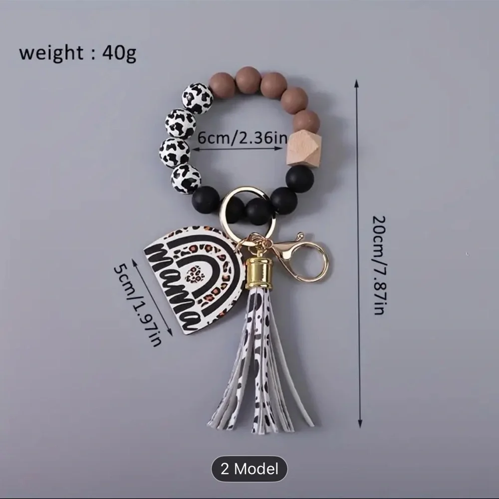 ⭐️Leopard Print Mama Keychain - Picture 3 of 3